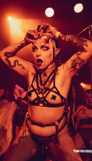 Die Kinktastisch! Seite von Halloween 